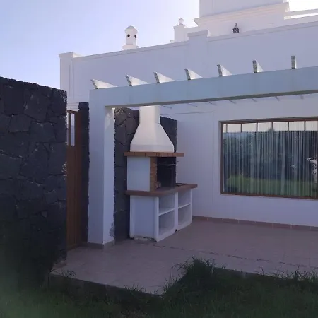 Papagayo Tatil Evi